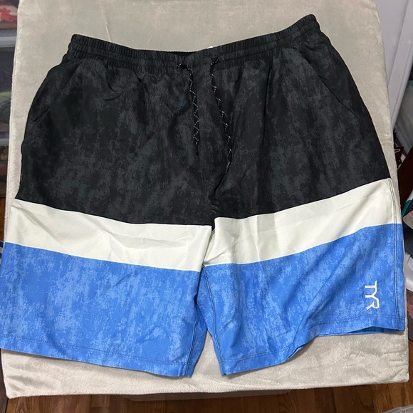TYR Black and Blue Swimwear - Picture 1 of 3